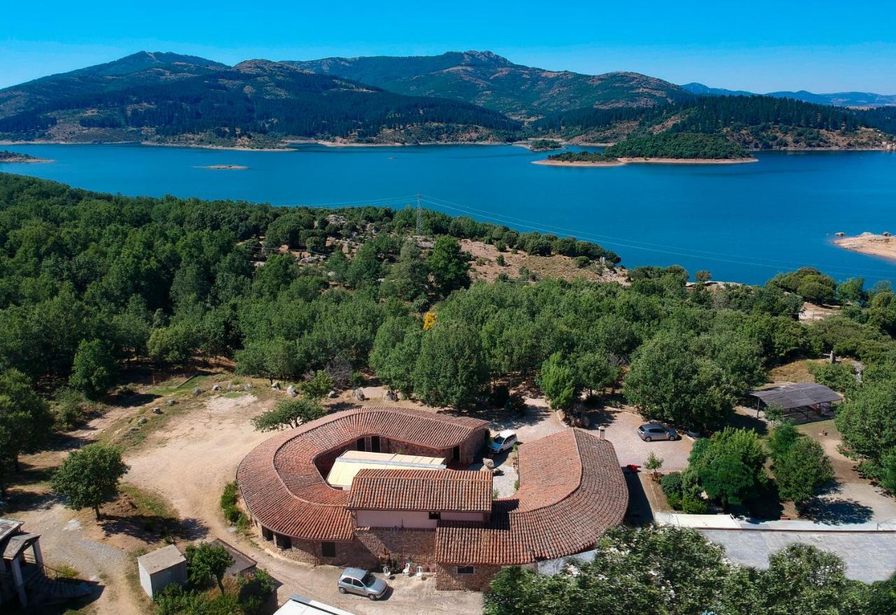 Hotel Il Nido Dell'Aquila Villanova Strisaili Exteriér fotografie